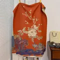 Scialle invernale rosso arancio con peonie cinesi tradizionali e motivo jacquard - Arancione