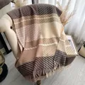 Kasjmier-gevoel sjaal in aardetinten met ruitpatroon en klassieke pied-de-poule motieven - Khaki