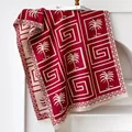 Bufanda de invierno bordeaux de cachemira sintética con palmeras y flecos geométricos - Rojo