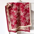 Red and beige double-sided floral jacquard scarf with elegant tassels for winter - 185cm / Red