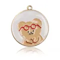 Pendentif ours avec lunettes rouges en alliage doré pour bijoux personnalisés - Pendentif Ours avec Lunettes Rouges en Émail