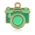 Colgante de cámara en esmalte verde con acabado dorado para joyería y llaveros - 1.9x1.9cm / Cámara Verde