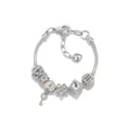 Pulsera plateada con dijes de flores corazones y llaves con cristales transparentes - 16cm / Estilo de Cuentas Plateado (AL-14)
