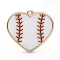 Ciondolo a cuore motivo baseball con cuciture rosse e cornice in metallo dorato - Stile Cucitura Baseball Cuore