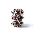Perle de breloque fleur en argent vintage avec incrustation de pierres rouges - Jaune foncé