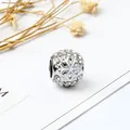 Silberner Schneeflocken-Charm mit Zirkonia-Steinen für DIY-Charm-Armbänder im Winter - Silberne Schneeflockenperle (H9-08)