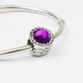 Abalorio de plata con cristal púrpura facetado y corazón calado para pulsera de serpiente - Púrpura profundo