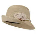 Elegante sombrero de paja para mujer con flores de tela y cadena de perlas - M / Beige