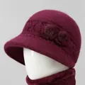 Conjunto de invierno para ancianas con gorro de punto morado oscuro y bufanda cálida - Solo Gorro / Burdeos