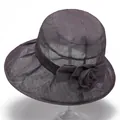 Elegante zonnehoed voor dames met ademend mesh en bloemendecoratie voor in de zomer - M (56-58cm) / Grijs