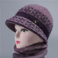 Women's warm purple rabbit fur knit hat and scarf set with decorative bee buckle - Hat / Taro