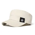 Detail van beige cadet pet met sterrenpatch en ademende canvas textuur van dichtbij - Broken Wit