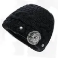 Gorro de punto negro clásico para mujeres mayores con perlas y decoraciones florales - Talla Única (Circunferencia 56-60) / Estilo B Negro Perla Decoración Forro Felpa