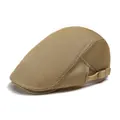 Detalle de gorra de malla transpirable caqui con hebilla metálica ajustable - Ajustable / Caqui