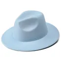 Detalle de sombrero fedora de lana azul claro con textura y copa clásica con pliegue - M (56-58cm) / Azul cielo