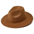 Vista detallada de un sombrero fedora de fieltro marrón con ala ancha plana y copa - M (56-58cm) / Caqui oscuro