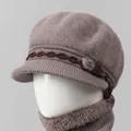Conjunto de gorro y bufanda de invierno para mujer mayor en rosa palo con forro de piel sintética - Solo Gorro / Caqui