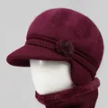 Conjunto de gorro de punto y bufanda rojo vino con flor de piel y forro térmico suave - Solo Gorro / Burdeos