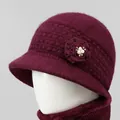 Conjunto de gorro y bufanda de punto rojo vino para mujer mayor con textura suave - Solo Gorro / Burdeos