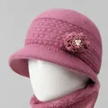 Conjunto de gorro y bufanda de punto rosa empolvado con forro polar y detalle floral - Solo Gorro / Rosa Empolvado