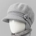Conjunto de gorro y bufanda gris para mujer con forro cálido y detalle floral - Solo Gorro / Gris