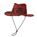 Dettaglio di cappello cowboy rosso invecchiato con bordi sfilacciati e cuciture - M(56-58cm) / Rosso