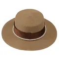 Detail eines Strohhutes mit Perlenkette und dunkelbraunem Satinband für Damen - M (56-58cm) / Khaki