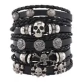 Herren Punk Lederarmband Mehrlagig mit Silbernem Totenkopf und Nieten auf Schwarzem Band - Großer Totenkopf Knochen Stil (F)