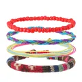 Set di quattro braccialetti bohémien tessuti a mano con perle rosse e motivi etnici - Stile Rosso Brillante (Stile D)