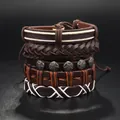 Set bracciali multistrato retrò in pelle marrone con borchie a stella e cordini - Stile Rivetto a Stella Marrone (2--)
