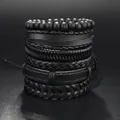 Dettaglio del set di bracciali multistrato in pelle intrecciata nera con perline di legno - Stile Combinato Perline Nere Opache (4--)