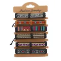 Set di 6 braccialetti dell'amicizia boho intrecciati con motivi etnici su espositore - Modello 4 / Set da 6 pezzi