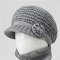 Conjunto de gorro y bufanda de punto gris con detalles florales y forro polar - Solo Gorro / Gris
