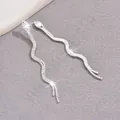 Elegantes pendientes colgantes de serpiente plateada con borlas largas de pedrería - Plateado