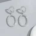 Elegantes pendientes ovalados geométricos plateados con cristales para mujer - Estilo de Óvalo Grande Plateado Brillante (E460)