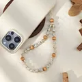 Detailweergave van de handgemaakte houten kralen telefoonkoord met artistieke inktpatronen - Inktvlekken Patroon Stijl (Stijl A)