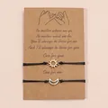 Gevlochten vriendschapsarmbanden met zon- en maanhangers op een geschenkkaart - Goud Zilver Zon Maan