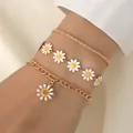 Driedelige vergulde enkelbandjesset met witte emaille madeliefjes en stijlvolle touwkettingen - Gouden Emaille Madeliefje Armband (Stijl 1 - Armband)
