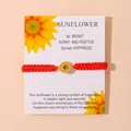 Rood gevlochten armband met gele zonnebloem hanger op een berichtkaart - Rood