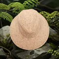Sombrero fedora de corcho natural transpirable con textura vintage y protección solar - M / Ala Plana Corcho Granulado
