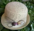 Chapeau de soleil élégant en paille beige pour femme avec dentelle et perles - Khaki Clair