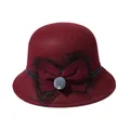 Cappello a bombetta in lana bordeaux da donna con fiocco in rete e pompon - M / Borgogna