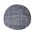 Primer plano de gorra para hombre con estampado de pata de gallo y tejido de lana - M (56-58cm) / Cuadros Gris