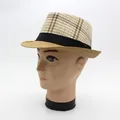 Cappello di paglia classico da uomo stile jazz con nastro nero e motivo a quadri - Cammello