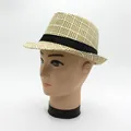 Cappello di paglia classico con trama a scacchi beige e marrone e fascia nera - Marrone chiaro