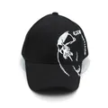 Casquette de baseball noire en coton avec broderie crâne blanche et design classique - Réglable / Noir (Crâne Droit)