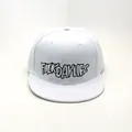 Witte snapback pet met FUCKDAYLIFE letterborduring in trendy streetwear-stijl voor uniseks - Verstelbaar / Wit