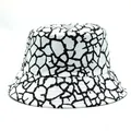 Close-up detail of white bucket hat with black giraffe print pattern and cotton texture - M(56-58cm) / Black & White Pattern Style 1