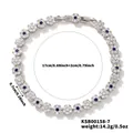 Detalle de pulsera floral con circonitas azules y dimensiones de 17cm más 2cm - Estilo de Flor Azul (KSB00158-7)
