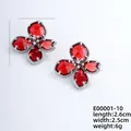 Französische Vintage-Ohrstecker in Rubinrot mit funkelnden Kristallen und Silberfassung - Silber und Großes Rot (E00001-10)